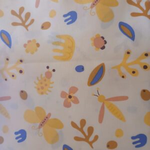 Tissu éventail nature motif papillons libellules moutarde corail